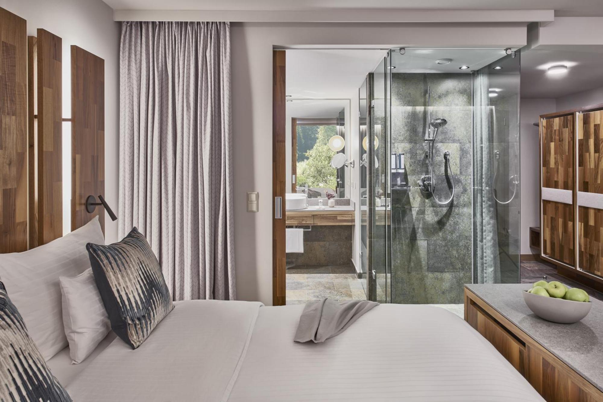 Falkensteiner Hotel & Spa Carinzia Superior Tropolach Room photo